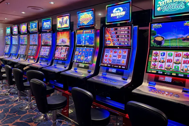 Stop Chasing Complexity: Why the Simplest Games at the Casino Are a Smart Player's Best Bet